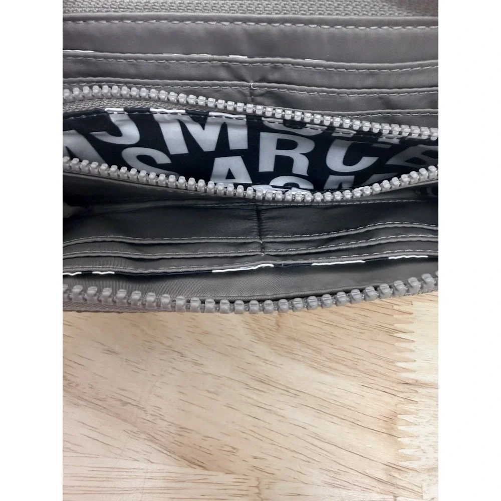 Marc by Marc Jacobs Wallet Standard Supply Zip Around Workwear Taupe #66